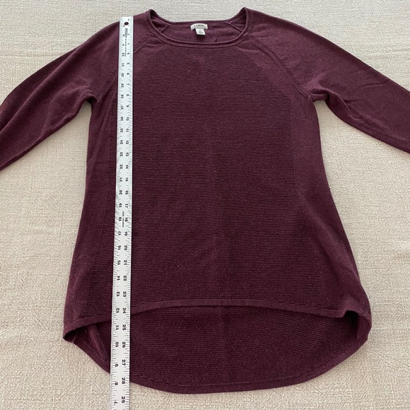 LL Bean Studio Tunic Sweater in Burgundy - Size M - Picture 4 of 8